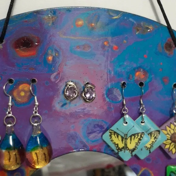 Hand Crafted Earring Jewelry Holder Painted Necklaces Vinyl Record Upcycle Wall - Picture 7 of 15